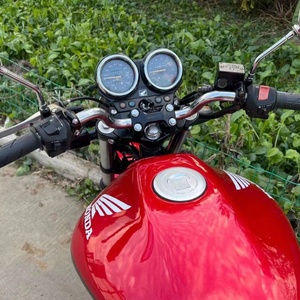 Moto Sportiva Honda CB Street Bike Usata Importata, Gialla <span class=keywords><strong>Hornet</strong></span> 250cc, Quattro Cilindri Raffreddata ad Acqua, <span class=keywords><strong>Motocicletta</strong></span> di Grande Cilindrata - Product Image 6
