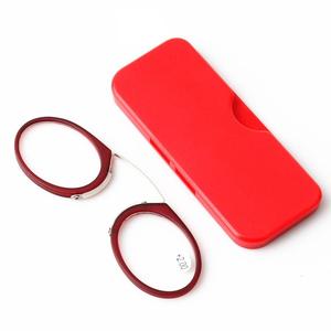 نظارات قراءة صغيرة محمولة بمشبك على الأنف بإطار معدني للكمبيوتر الشخصي مع صغيرة محمولة - Product Image 1