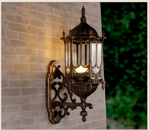 Lampe murale extérieure traditionnelle LED en alliage d'aluminium, étanche, blanc chaud 3500K, angle de faisceau de 20 degrés, garantie 10 ans, dimmable - Product Image 4
