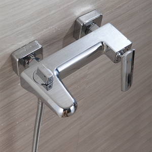 Robinet de salle de bain en laiton chromé, haute qualité, design simple, robinet d'<span class=keywords><strong>eau</strong></span> à trou unique, salle de bain murale, robinets mélangeurs, robinets de douche - Product Image 1