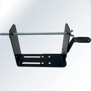 Jh-mech <span class=keywords><strong>porte</strong></span>-gobelet de coupe-herbe en métal enduit de poudre noire, support de coupe-herbe personnalisé de conception de ligne intégrée de ressort - Product Image 2