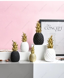 Artisanat Nordique en Résine <span class=keywords><strong>Ananas</strong></span> Doré Ornements Créatifs Vente en Gros Décoration de Salon, Meuble à Vins et Meuble TV de Bureau - Product Image 6