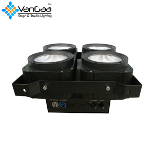 Lumières de la scène led matrice public 4 Yeux Bicolore Public DMX LED 400W blinder - Product Image 2