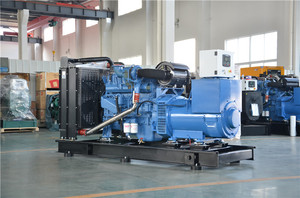 <span class=keywords><strong>Prix</strong></span> réduit 400v Yuchai Engine <span class=keywords><strong>630</strong></span> <span class=keywords><strong>Kva</strong></span> 1000kva 1000kw Marine diesel Genset Generador SET Generador - Product Image 4
