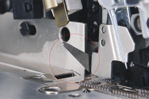 Nuova <span class=keywords><strong>Macchina</strong></span> da Cucire Overlock Jack <span class=keywords><strong>C3</strong></span> a Quattro Fili, Automatica, ad Alta Velocità con Taglio Automatico - Product Image 3