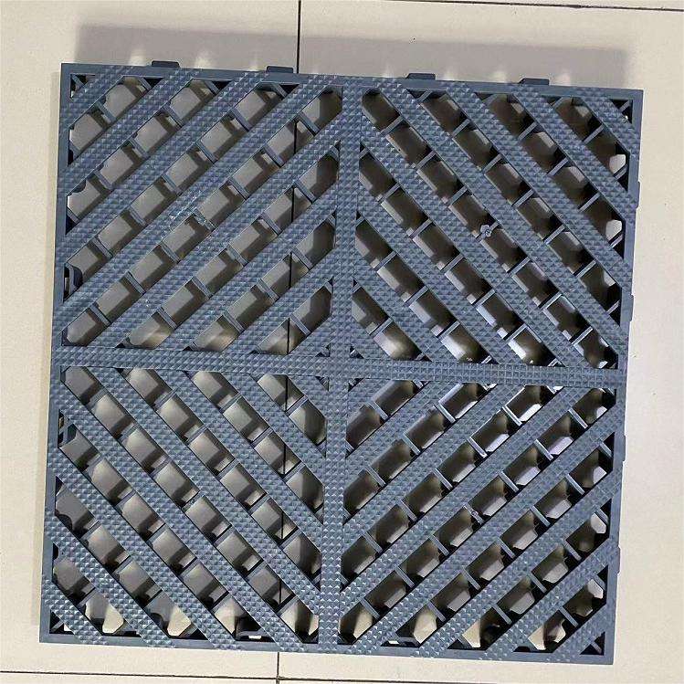 สีเทาเข้ม