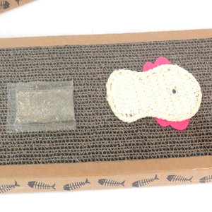 Rascador para gatos Yommy de cartón resistente, 37.5x23x3.5cm, con juguete de ratón para gatos - Product Image 6