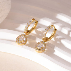 Boucles d'oreilles en zircon poire pour femme, plaqué or et argent, style Huggie Halo, pavé, élégantes, scintillantes, bijoux fins, cadeau pour elle, style quotidien - Product Image 2