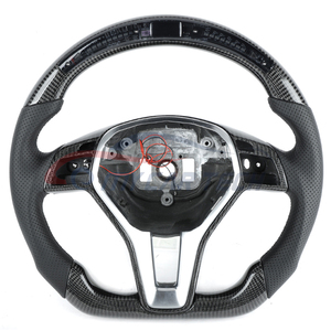 Pour <span class=keywords><strong>Mercedes</strong></span> Benz W176 W246 W231 W172 W218 W166 W63 <span class=keywords><strong>GLA</strong></span> <span class=keywords><strong>220D</strong></span> W213 W222 GTS W447 C300 CLS63S S63 Volant en fibre de carbone - Product Image 2