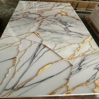 La Chine fournit des panneaux d'autocollants auto-adhésifs étanches en feuille de plastique Panneau mural en marbre UV Décoration intérieure