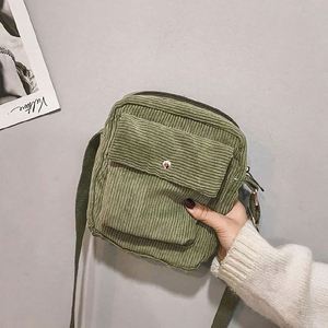 Bolso Bandolera Casual de Pana Verde Oliva para Mujer, Fabricado por BSCI - Product Image 5