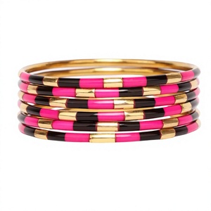 Lot de 6 bracelets ethniques plaqués platine pour femme, en laiton, avec résine rose et noire, motif géométrique, pour soirée - Product Image 1