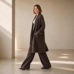 <span class=keywords><strong>Cardigan</strong></span> Lungo da Donna in Cashmere Lavorato <span class=keywords><strong>a</strong></span> Maglia, <span class=keywords><strong>con</strong></span> <span class=keywords><strong>Collo</strong></span> <span class=keywords><strong>a</strong></span> <span class=keywords><strong>Scialle</strong></span>, Apertura Frontale e Tasche, OEM Ingrosso - Product Image 4