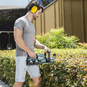 Produit d'entretien de pelouse LCGS777-3 Liangye largeur de coupe de 520mm taille-haies professionnels sans fil avec deux batteries - Product Image 4