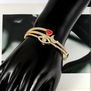 Trendiges Mond- & Herz-Kristall-Armreif aus 316L Stahl, Hypoallergen, Anti-Allergie, Offener Armreif für Mädchen und Frauen, Modeschmuck-Geschenk - Product Image 2