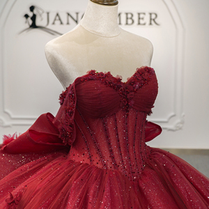 Robe de Quinceañera de luxe Lsmc25-Pz rouge bordeaux, robe de bal en tulle scintillant, corset perlé, drapé, orné de strass et de fleurs 3D - Product Image 3