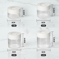 UKETA OEM 1oz 2oz 3oz 4oz Pot en verre à gommes résistant aux enfants avec couvercle en plastique CR et loupe pour le stockage de fleurs séchées