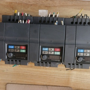VFD022EL43W ซีรีส์ EL 2.2kW 380V สามเฟส PLC - Product Image 2