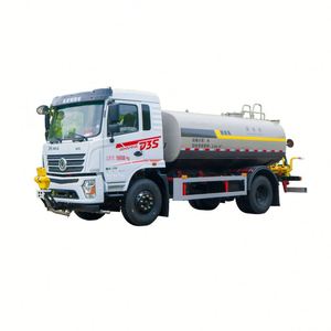Camión Cisterna Dongfeng 4X2 de China con una Capacidad de 12300L, Apto para Lavado de Árboles en Carreteras, Riego y Reducción de Polvo - Product Image 1