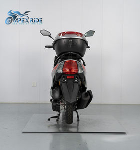 Scooter Apex Ride War Wolf-3 efficace de 125 cm3 avec tableau de bord LCD pour la mobilité urbaine - Product Image 3
