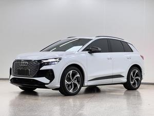 <span class=keywords><strong>Audi</strong></span> Q4 <span class=keywords><strong>E</strong></span>-<span class=keywords><strong>tron</strong></span> 40 SUV électrique d'occasion 2024, longue autonomie, véhicule électrique intelligent, prêt à l'exportation, blanc sur noir - Product Image 2