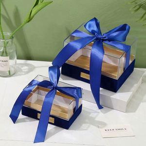 Boîte cadeau en acrylique avec couvercle transparent, estampage doré, design portable, logo personnalisé, moderne, pour mariages, anniversaires, fêtes, promotionnel - Product Image 6