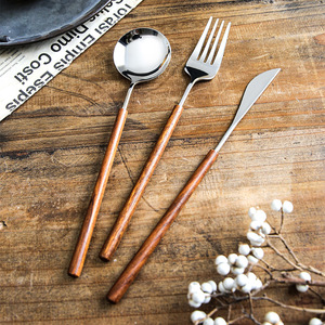 Acciaio inossidabile alta estetica stoviglie Retro manico in legno di pera bistecca da pranzo coltello cucchiaio Set di posate - Product Image 1