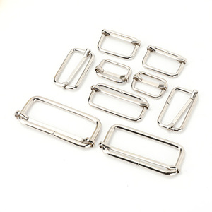 Hebillas de metal con anillo en D para bolsos, accesorios de ferretería cuadrados ajustables, acabado de chapado duradero, origen Zhejiang - Product Image 1
