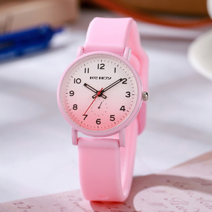 Nuevo Reloj de Mujer, Estilo Minimalista con Correa de Silicona y Números Simples (Diseño Exclusivo) - Product Image 2