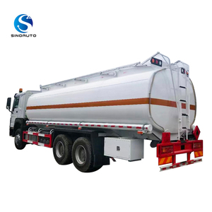 Camion-citerne à carburant pour avions Sinotruk Howo neuf de 20 000 litres, transmission manuelle, 6x4, roues motrices, réservoir de stockage de carburant - Product Image 2