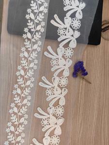 उत्कृष्ट पैटर्न कंप्यूटर कढ़ाई फीता के साथ फैक्टरी निर्मित फीता - Product Image 3