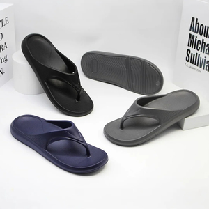 OLICOM Tongs Evergreen personnalisables avec logo, en EVA, antidérapantes, légères, pour l'été, la plage, les mariages, l'extérieur, avec soutien de la voûte plantaire et fonction massage - Product Image 2