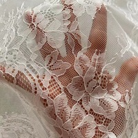 Kain Lace Chantilly Premium ERKOUMI Tahan Lama Tanpa Stretch, Tekstur Lembut Seperti Lace Prancis untuk Pakaian Malam, Kerajinan DIY, dan Gaun Pengantin