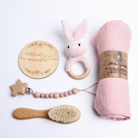 Luckykoo Coffret Cadeau 6 Pièces Hochets Animaux Super Doux pour Nouveau-né, Coffret Cadeau Bavoirs et Accessoires Cheveux pour Bébé, Cadeau de Naissance