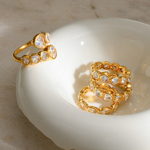 Dina hoogwaardige waterdichte PVD 18K echt vergulde roestvrijstalen zirkoonringen voor heren & dames - Product Image 3