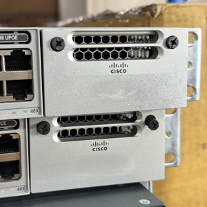 C9300-48U-A Switch de Red de 48 Puertos, Capa 3, 40Gbps, Rendimiento Mejorado, con Función POE, Comunicación Full-Duplex 1+0 - Product Image 5