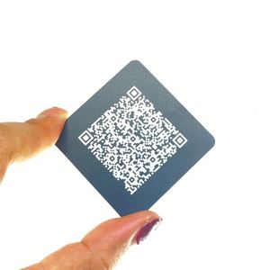 Cartes de visite en acier inoxydable brossé, résistantes à la corrosion et aux rayures, au meilleur prix - Product Image 1