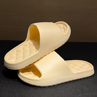 Sandales Cloud Slide pour femmes et hommes, ultra confortables, pantoufles de récupération, chaussures de plage douces pour l'été avec soutien de la voûte plantaire basse