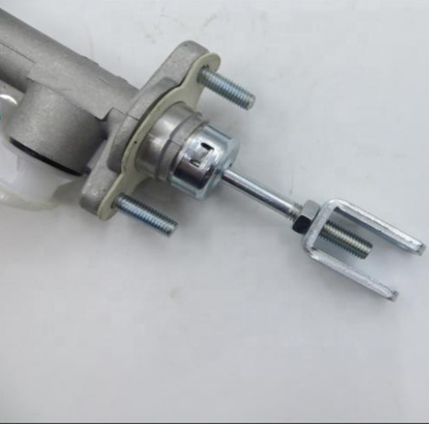 OE 8-97943408-0 Clutch Master Cylinder for ISUZU Luv Dmax 3.5
