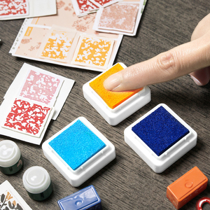 24 colori per bambini <span class=keywords><strong>pittura</strong></span> con le dita del timbro di gomma del timbro di gomma del pigmento dei Graffiti stampa da tavolo 3*3 strumento di <span class=keywords><strong>pittura</strong></span> del palmo della scuola materna - Product Image 1