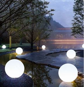 आउटडोर निविड़ अंधकार आरजीबी रंग रिमोट कंट्रोल के साथ दीपक सौर प्रकाश गेंदों फ्लोटिंग सौर प्रकाश गेंद - Product Image 4