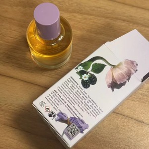 น้ำมันฉีดผมกลิ่นผลไม้สดชื่น 50 มล. สำหรับผู้หญิง ยี่ห้อ Gisou สูตรบำรุงล้ำลึก ช่วยรักษาความชุ่มชื้น ผลิตอย่างพิถีพิถัน สำหรับผู้ค้าส่ง - Product Image 4