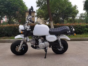 Mini Moto Monkey Retro Todoterreno Pequeña de Cuatro Tiempos a Gasolina Mini Auto Deportivo Moto de Playa Motocicleta Clásica - Product Image 6