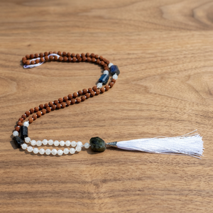 Collar Mala de Piedra Lunar Arcoíris, 108 Cuentas, Borla de Seda Anudada a Mano, Cuentas de Oración, Cristal Curativo Budista, Collar de Yoga Unisex - Product Image 6