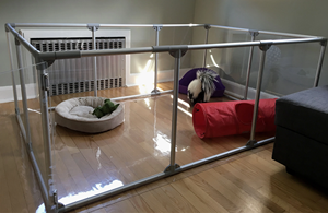 Bolígrafo mediano de 27 "plegable exterior acrílico para perros, vallas para suelo para perros - Product Image 3