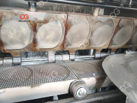 Ligne de cuisson commerciale entièrement automatique gaufre biscuit gelato fabricant sucre roulé cornet de crème glacée faisant le prix de la machine