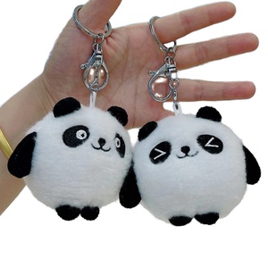 Porte-clés en peluche panda mignon de style TikTok, petit jouet panda miniature, pendentif en peluche mignon, porte-clés en peluche - Product Image 1