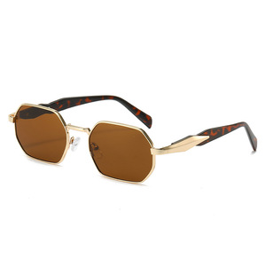 Gafas de Sol con Marco Metálico 2025, Moda Retro para Mujer, Lentes de Sol de Aleación de Alta Calidad, Unisex - Product Image 3