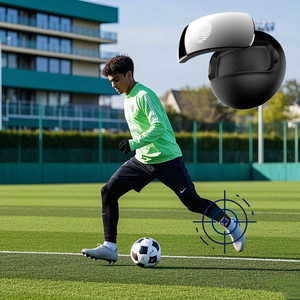 Suivi d'entraîneur de football portable, équipement d'entraînement de football IA avec tableau tactique et fonctionnalités d'amélioration des compétences - Product Image 1
