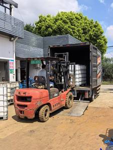 Bán nhà máy trực tiếp màu trắng sữa chất lỏng Màn hình in ấn UV véc ni thiết bị sơn giấy lớp phủ cho điện thoại di động bao bì - Product Image 3